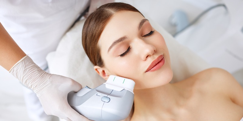How Fat Freezing and HIFU Work Together? 4 book a personalised consultation of Fat Freezing and HIFU Together Bournemouth